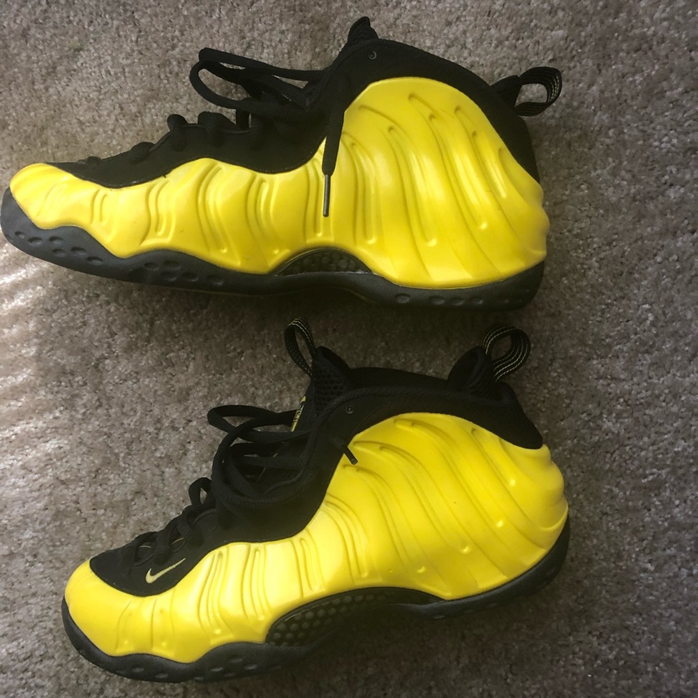 Men’s foamposite size 10